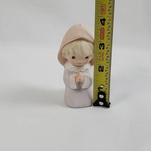 Homco 5502 Praying Girl Angel Figurine - Blonde Hooded Ceramic - Picture 5 of 6